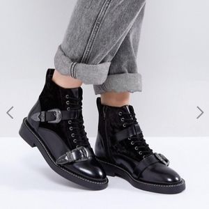 Office Asteroid Leather Buckle Boots